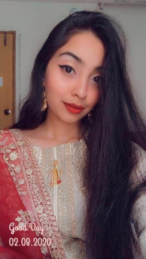 latest desi porn gorgeous pakistani snapchat babe leaked
