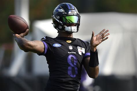 Lamar Jackson returns from COVID absence to vaccine, contract questions