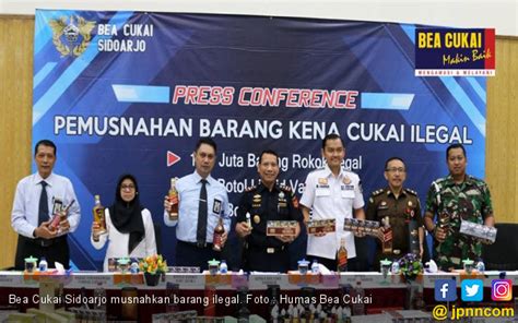 Bea Cukai Sidoarjo Musnahkan Belasan Juta Batang Rokok Ilegal Hukum