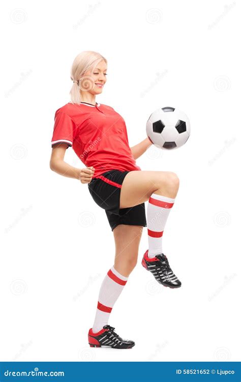 60 woman juggling soccer ball photos and premium high res pictures getty images atelier yuwa