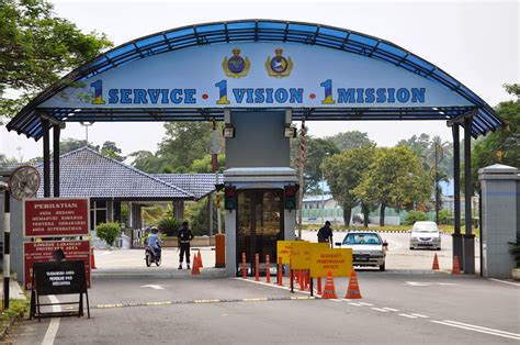 Bandar udara intetnasional kuala lumpur (buikl) (melayu: Putera Lapis Mahang: My Military Life: February 2015
