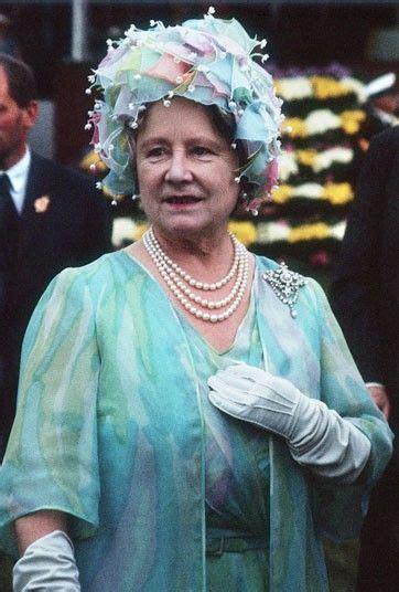 Although the queen mother is one of the most admired women of our times, her birth is surrounded by mystery. The Queen Mother in pictures in 2020 | Queen mother, Queen ...