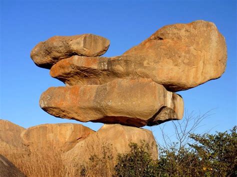 Amazing Natural Balanced Rocks Balanced Rock Rock Australia Pictures