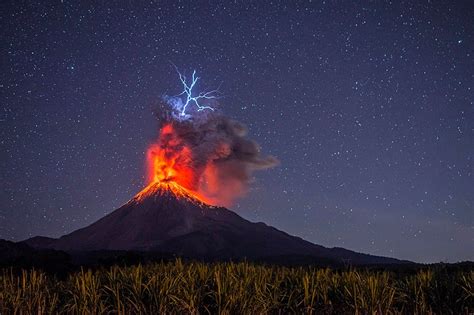 Incredible Image Captures Moment Lightning Struck An Erupting Volcano