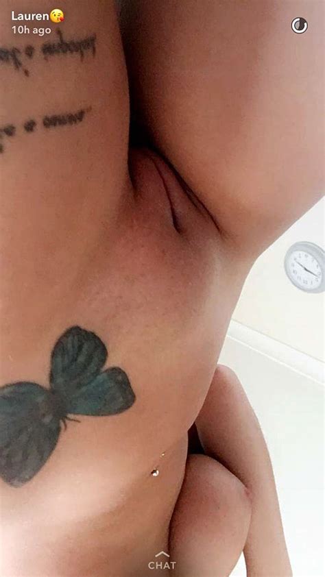 Nude Model Lauren Louise Flashes Her Huge Boobs And Tight Pussy Free