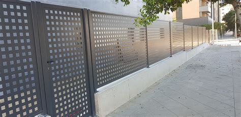 Verja Residencial De Hierro Con Chapa Perforada Room Divider Outdoor