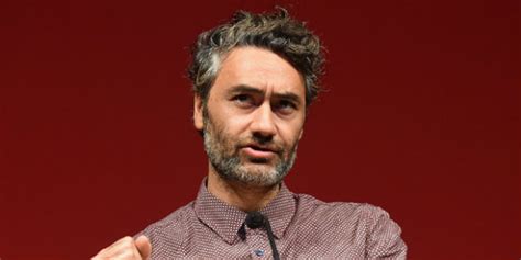 Taika waititi is a new zealander director, producer, screenwriter, actor, and comedian who is best known for his direction of films such as boy (2010), what we do in the shadows (2014), hunt for the. From Marvel to Michael Jackson: "Thor: Ragnarok" Director ...
