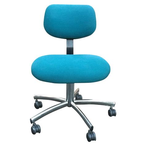 Shop vliegen teal office chair. Steelcase Modern Teal Swivel Office Chair | Chairish