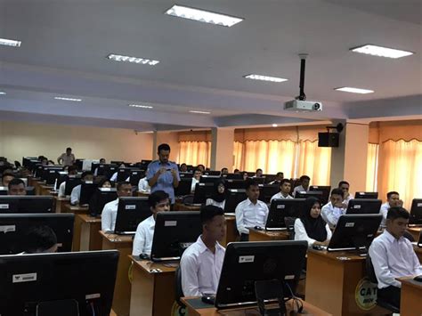 Yang membedakannya adalah sistem aplikasi yang digunakan, untuk cpns menggunakan sistem cat bkn sedangkan pppk guru menggunakan aplikasi unbk kemdikbud. CPNS 2019 Ditutup, BKN Keluarkan Jadwal Acuan Tahapan ...