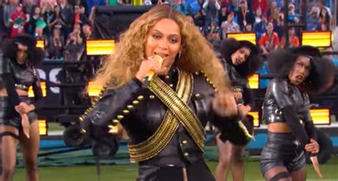 Beyoncé Performs Black Lives Matter Rallying Cry Dressed As Black Panthers Truth And Action