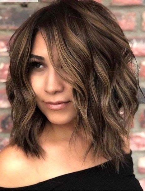 This is the world wide phenomenon which is both stunning and refreshing. Simple Summer Hairstyles To Do Yourself 28 | Brown hair with highlights, Brown hair trends ...