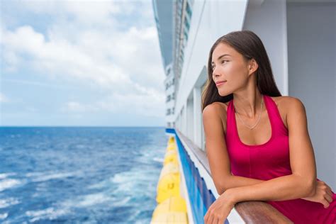 Women On Cruise Ships Play Old Cruise Ship Woman Min Video