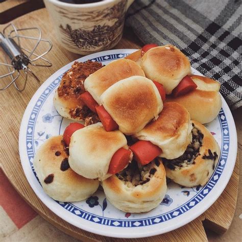 1 porsiyon piliç roti ile ilgili detaylı bilgileri ve besin değerlerini kolayca öğrenebilir, diyet yaparken nasıl tüketilmesi gerektiği hakkında bilgi sahibi olabilirsiniz. Sarapan Roti Unyil Venus di Bogor, Rasa Enak dan Anti ...