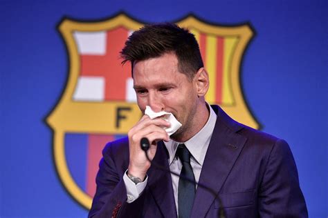 Lionel Messi Barcelona Lawyers Move To Block Argentines Move To Psg