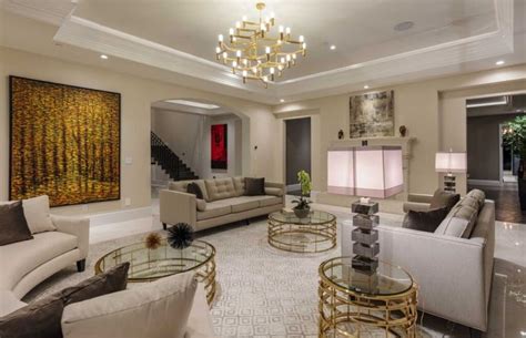 Extraordinary Inconic Bel Air Mansion Returns Market For 153 Million