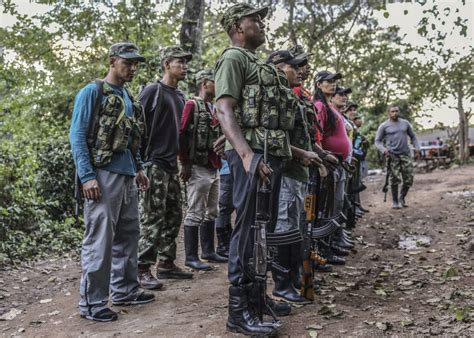The revolutionary armed forces of colombia—people's army (spanish: FARC entregó lista de 6.804 guerrilleros en zonas de ...