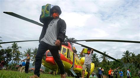 Liputan6.com, jakarta badan meteorologi, klimatologi, dan geofisika (bmkg) melaporkan, kabupaten nias barat, sumatera utara diguncang tiga kali gempa hari ini, jumat (14/5/2021) hingga pukul 21.15 wib. BNPB Siapkan 7 Helikopter Bantuan Logistik dan Evakuasi ...