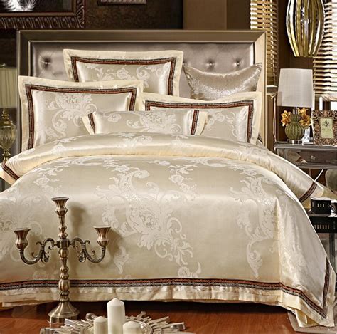 So if you are looking for the best comforter sets (queen, king or any other size). Jacquard Silk bedding set Luxury 4pcs Embroidered Satin ...
