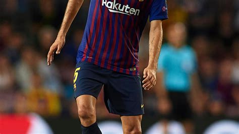 Barcelona Star Sergio Busquets Poised To Extend Stay At Nou Camp With