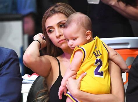 The lakers point guard confronted the mother of his daughter, zoey, during a recent episode of his family's reality series, ball in the family. Lonzo Ball girlfriend SHOCK: Is Lakers star dating again ...