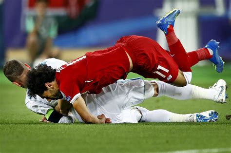 Dont Worry Egypt Mohamed Salahs Shoulder Injury Shouldnt Keep Him
