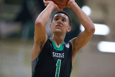Analysis suggs scored 13 of his 18 points in the first half. Jalen Suggs | HoopSeen