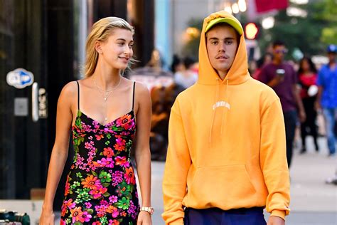 Hailey Baldwin And Justin Bieber Reportedly Went To The Marriage License Courthouse Glamour