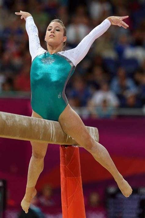 The Best Female Gymnasts Of All Time Female Gymnast Gymnastics