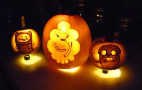 One that was comfortable to hold and that would be practical for whittling and carving, and husky enough to stand. Adventure Time Jack o' Lantern | Halloween themes, Holiday ...