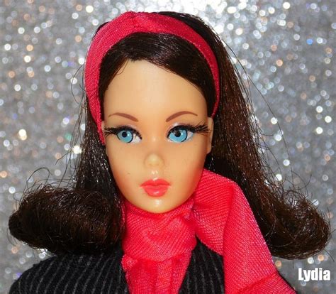 1969 Twist N Turn Barbie Brunette 1160
