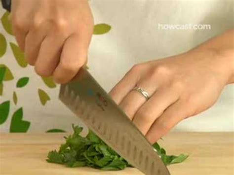 Check spelling or type a new query. How to Mince Cut Parsley - YouTube