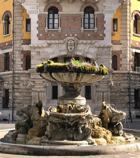 Drivebycuriosity Photography Fountains Of Rome Fountain Of Frogs