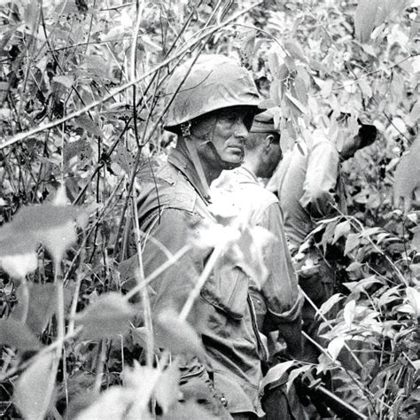 Rare Photos When Moshe Dayan Toured Vietnam And Called Out Us