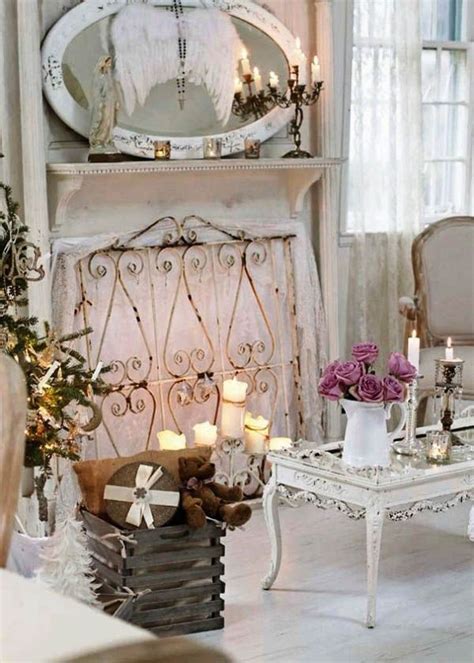 30 Breathtaking Shabby Chic Christmas Decorating Ideas Shabby Chic Living Room Design Shabby