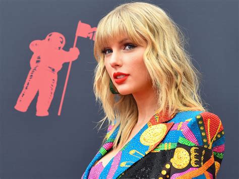 Taylor Swift Takes On Netflix Over Deeply Sexist Joke In Ginny And Georgia Toronto Sun