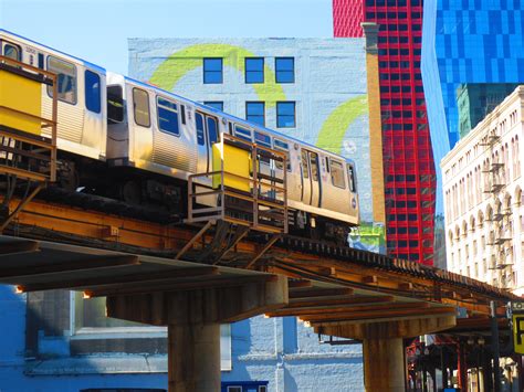 Transport & Commuting in the Loop | Chicago Loop