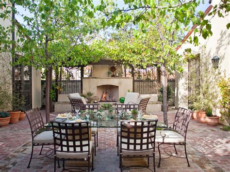 The outdoor dining room definitely has its own uniqueness. Stylish and Functional Outdoor Dining Rooms | HGTV