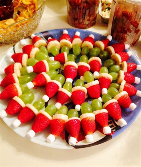 Grinch Fruit Kabobs Great For School Party Fruit Platter Christmas