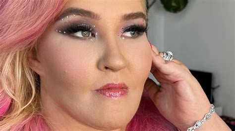Mama June Shows Off Her Massive Fake Lashes And Hot Pink Hair In New Video After Beauty Makeover