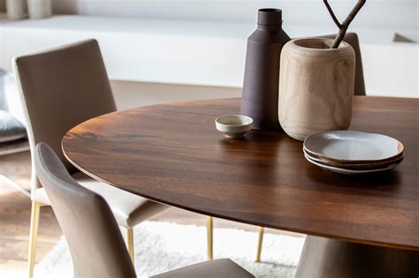 Table à manger bois de manguier forme ovale 220 cm FENI | Tables à