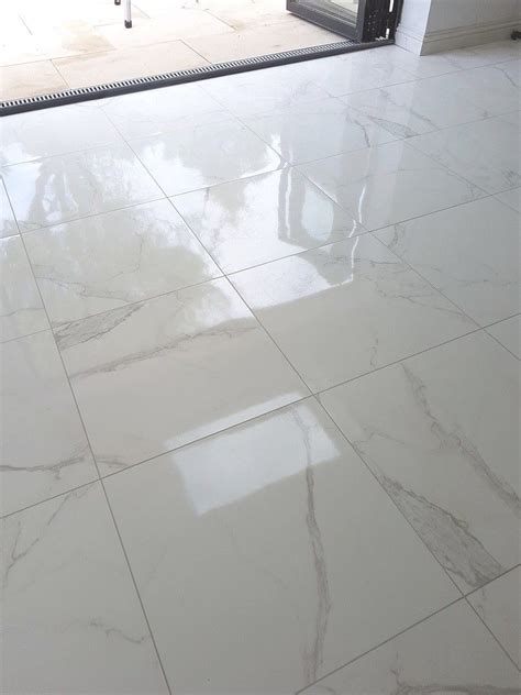 Carrara White Gloss Marble Effect Porcelain Floor Tile In 2020 Marble