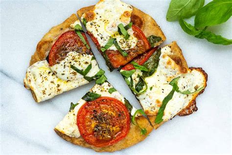 Homemade Flatbread Pizza Crust Easy Vegetarian Flatbread Pizza Recipe