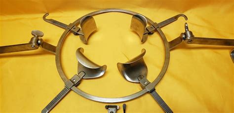 Used Weck 485410 Surgical Abdominal Retractor 5 Blades And Bed Railing