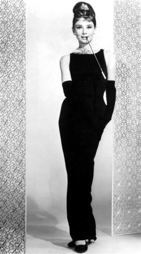 How To Create Fabulous Audrey Hepburns Black Dress Look