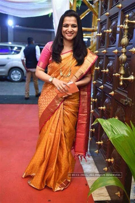 Cute Actress High Quality Pictures Vijay Tv Anchor Dd In Sarees