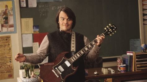 Dewey finn (jack black), un guitarrista con delirios de grandeza, es expulsado de su banda. Escuela de rock | Crítica | Película