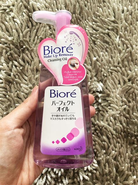 Read reviews, see the full ingredient list and find out if the notable ingredients are good or bad for your skin concern! REVIEW: BIORE CLEANSING OIL