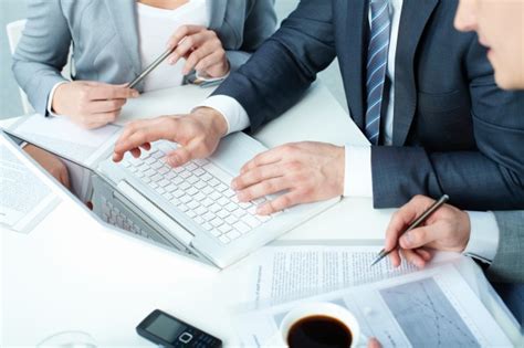 Pengertian erp (enterprice resource management) adalah suatu software atau sistem informasi menu di dalam aplikasi compiere. Definisi Titik Impas (Break Even Point), Manfaatnya pada ...