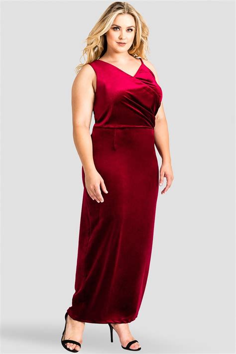 Cute Trendy Plus Size Dresses For Holiday Parties