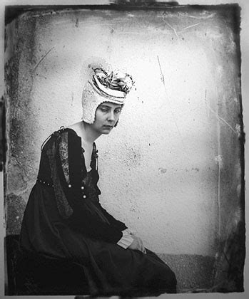 A childhood trauma as an influence. Solitary Dog Sculptor I: Photos: Joel-Peter Witkin - Part 2